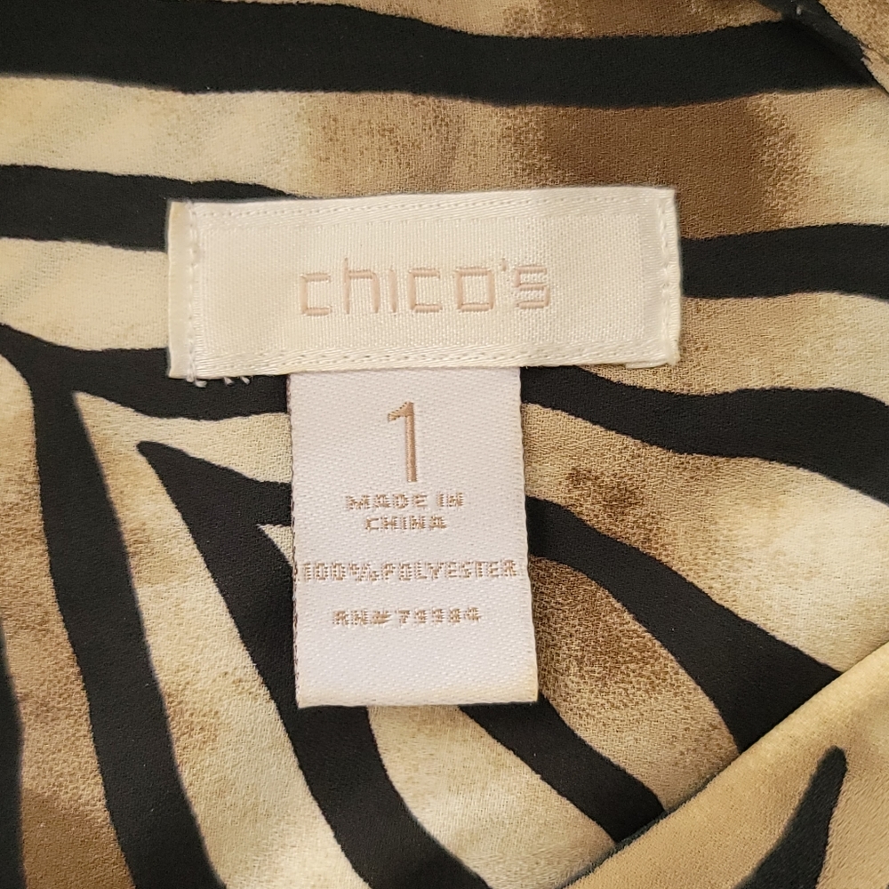 Chico's Womens White Brown Black Tiger Button Down Shirt Top Blouse Size 1 - Picture 7 of 10